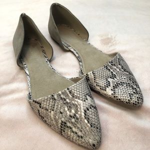 🎈3/$20🎈Old navy snakeskin flats